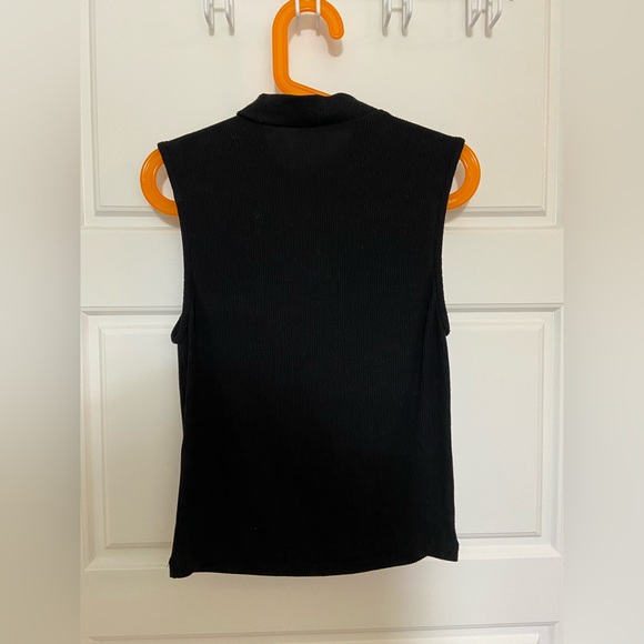 GARAGE BLACK CROP TOP SIZE SMALL - Picture 3 of 4